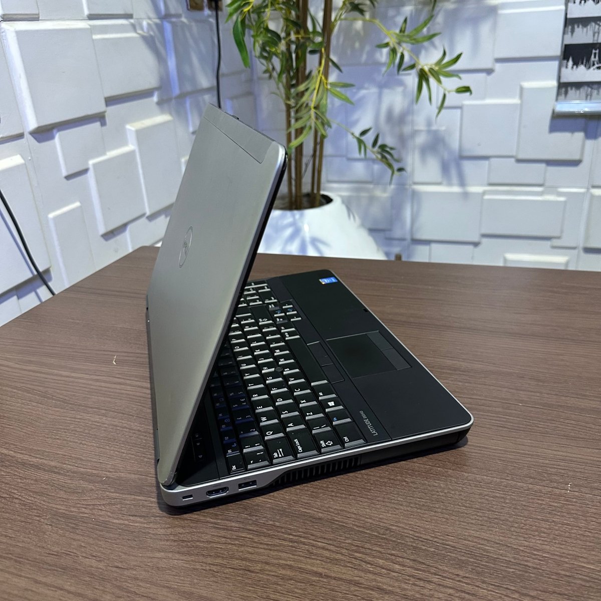 Dell Latitude E6540 - Intel Core i7 - 500GB HDD - 16GB RAM