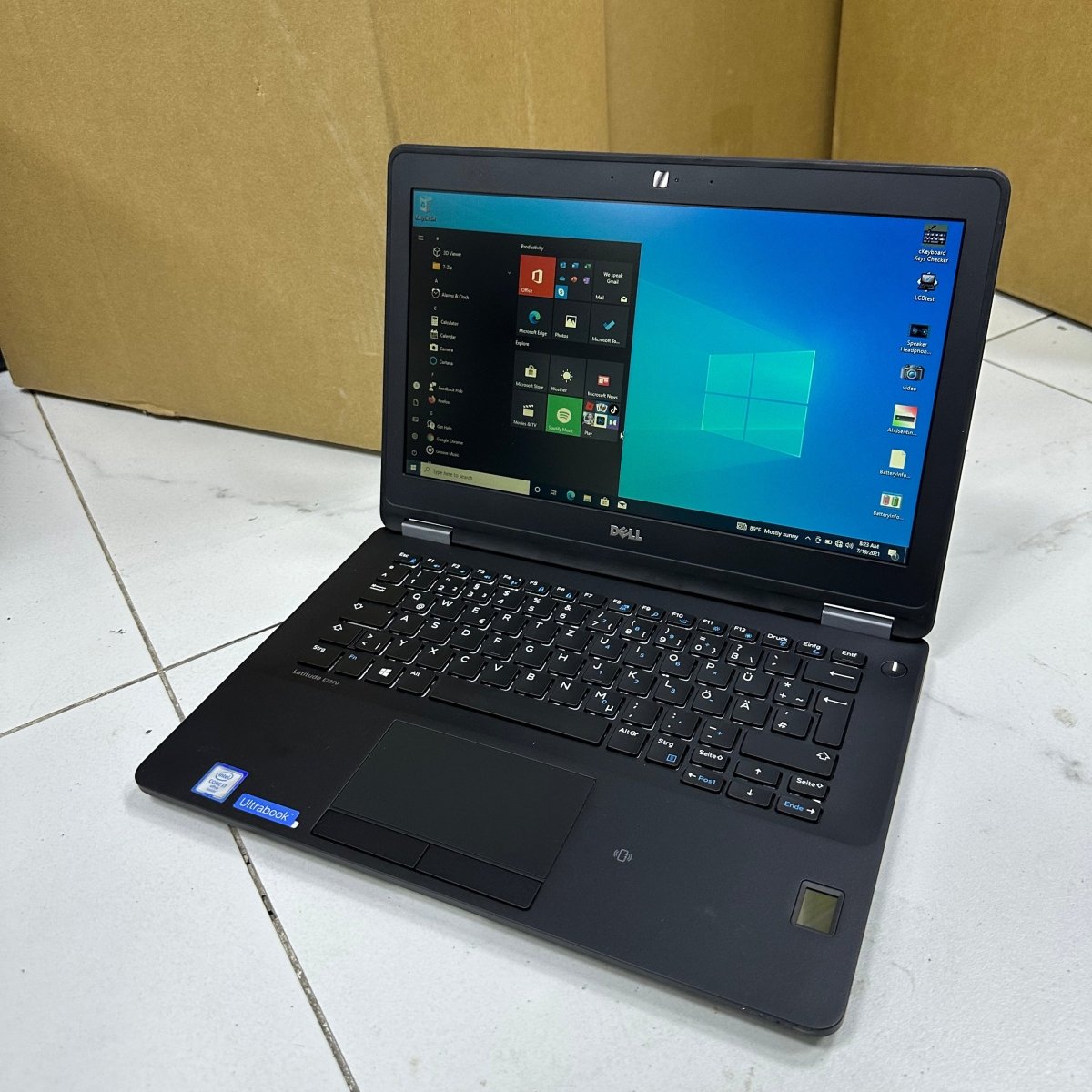 Dell Latitude E7270 - 6th Gen. Intel Core i7 - 256GB SSD - 8GB RAM - keyboard Light