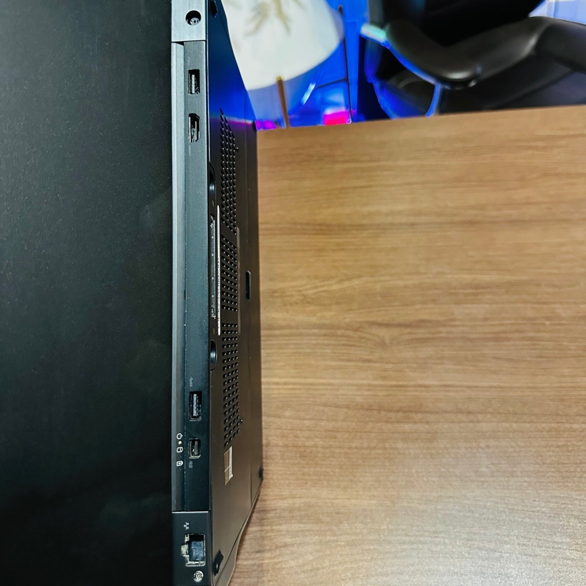 Dell Latitude E7450 - Intel Core i7 - 256GB SSD - 8GB RAM - Keyboard Light