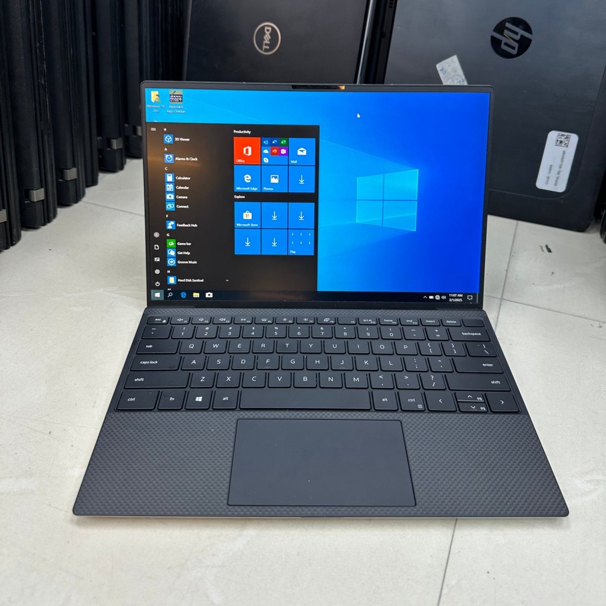 Dell XPS 13 9300 - 10th Gen. Intel Core i5 - 256GB SSD - 8GB RAM - Keyboard Light