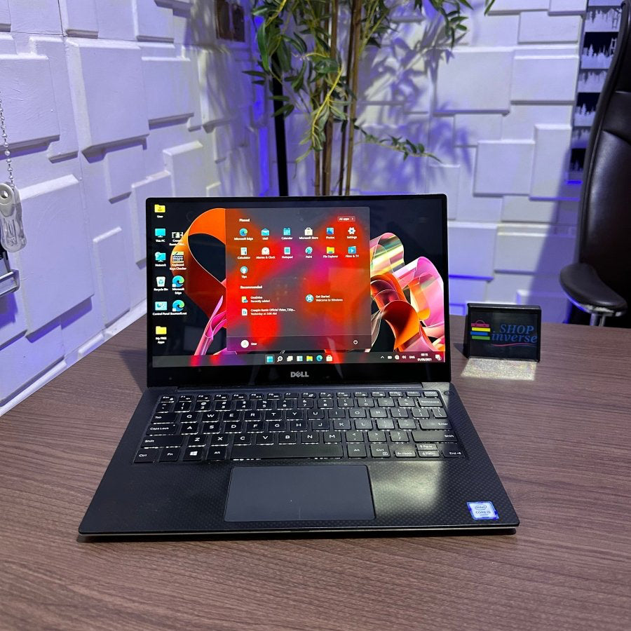 Dell XPS 13 9350 | 6th Gen Core i5 | 8GB RAM | 256GB SSD | Backlit Keyboard