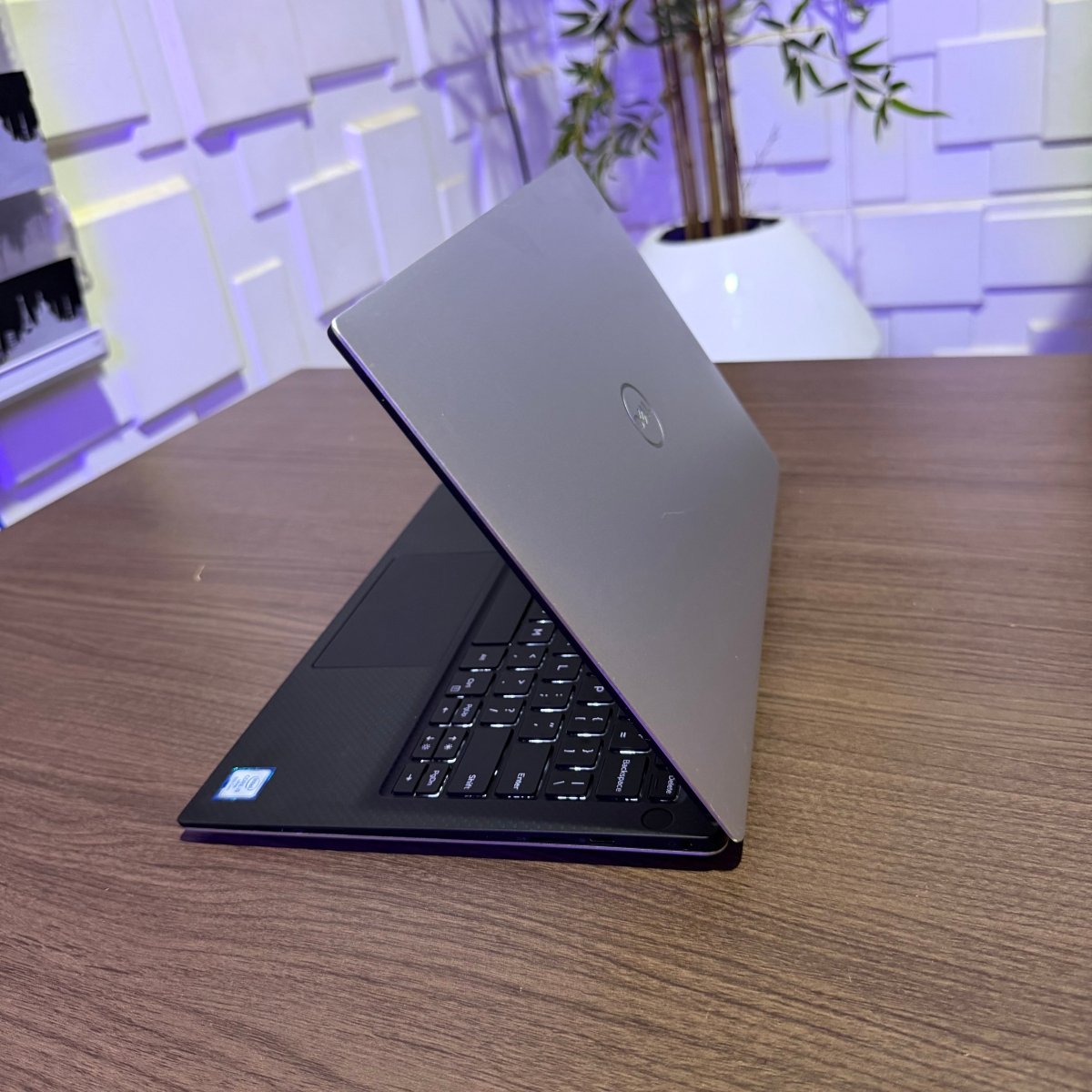 Dell XPS 13 9380 | Core i5 8th Gen | 8GB RAM | 256GB SSD | 4K | Touchscreen | Backlit Keyboard