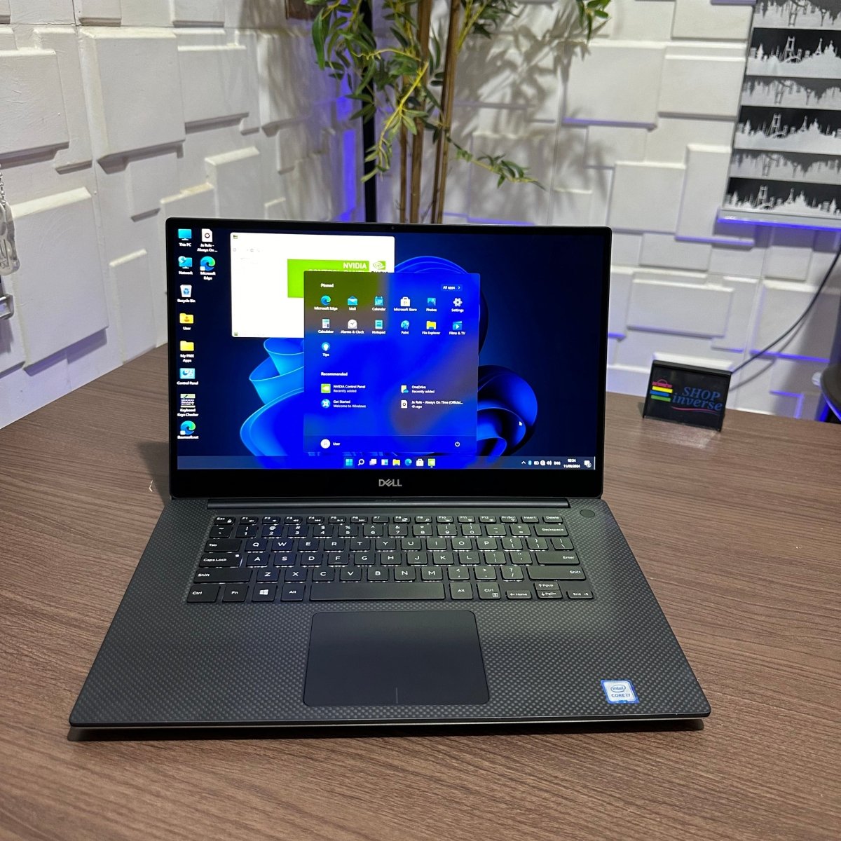Dell XPS 15 9560 | Core i7 7th Gen | 16GB RAM | 512GB SSD | 4GB Nvidia GTX | 4K Display | Touchscreen | Backlit Keyboard