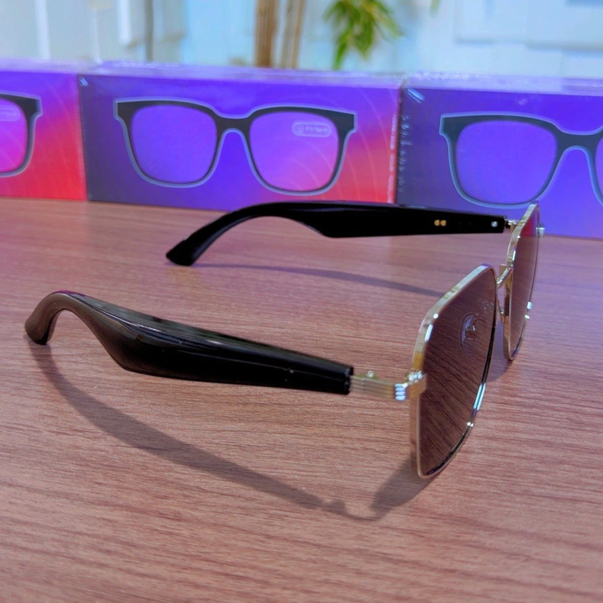 GY - 200 Smart Glasses