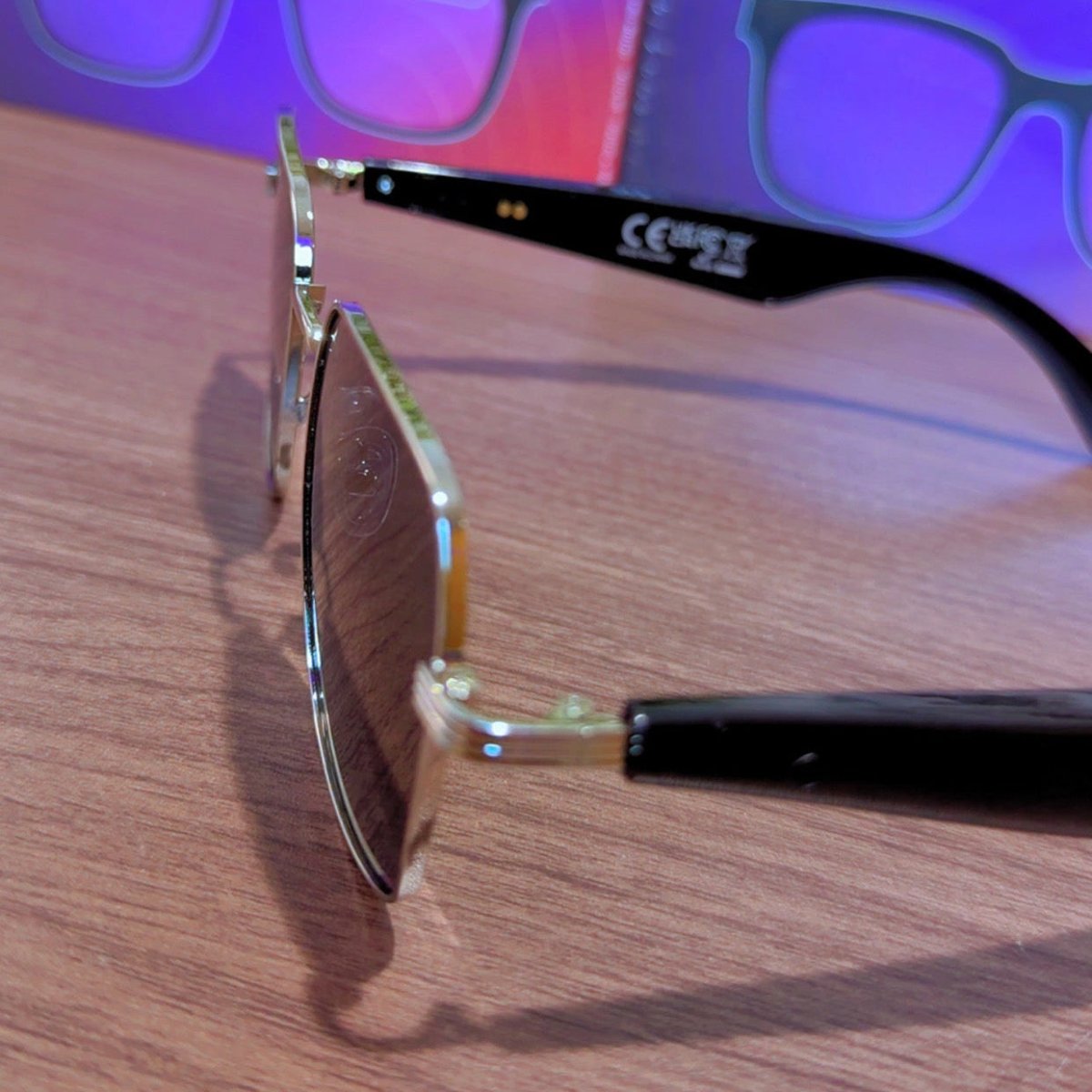 GY - 200 Smart Glasses