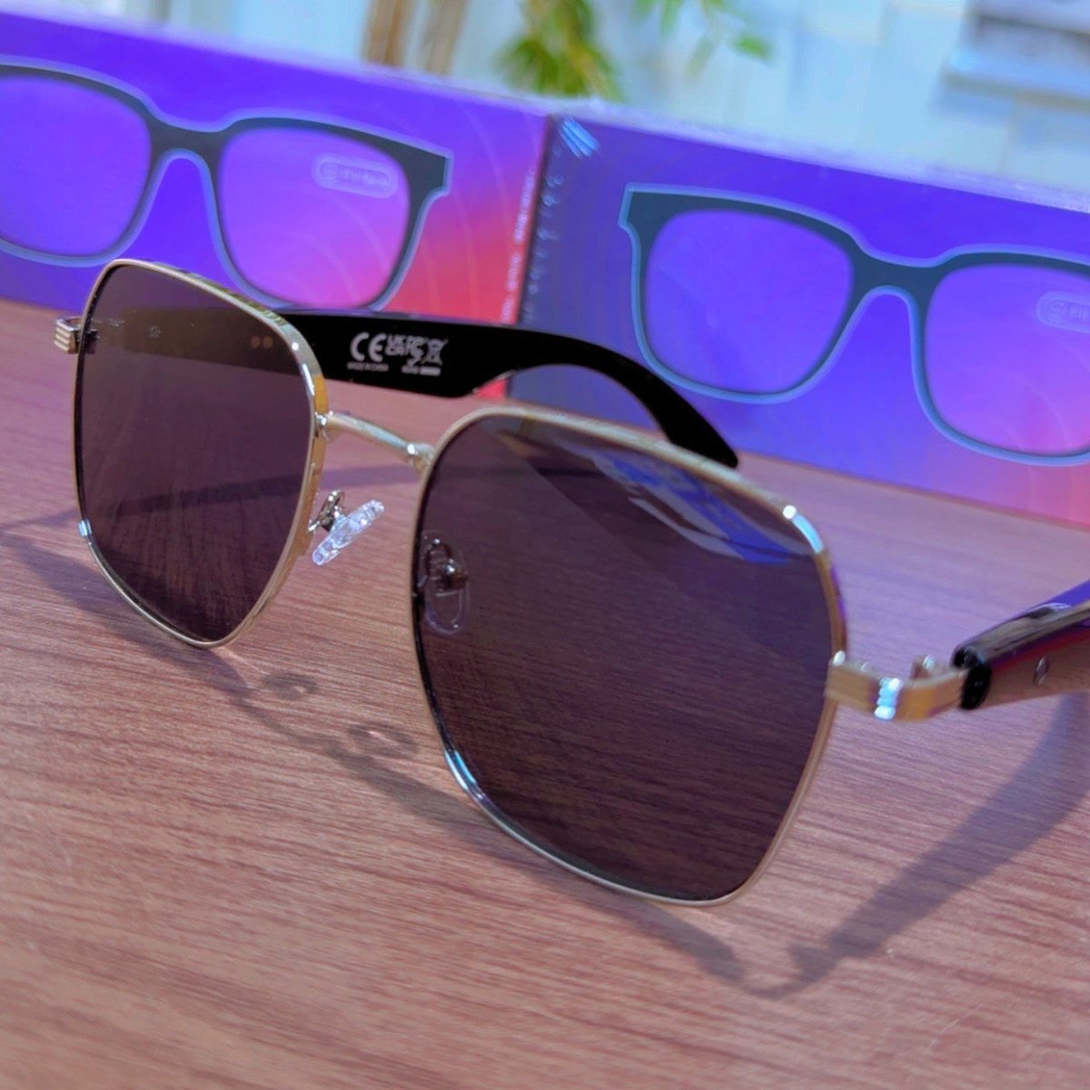 GY - 200 Smart Glasses