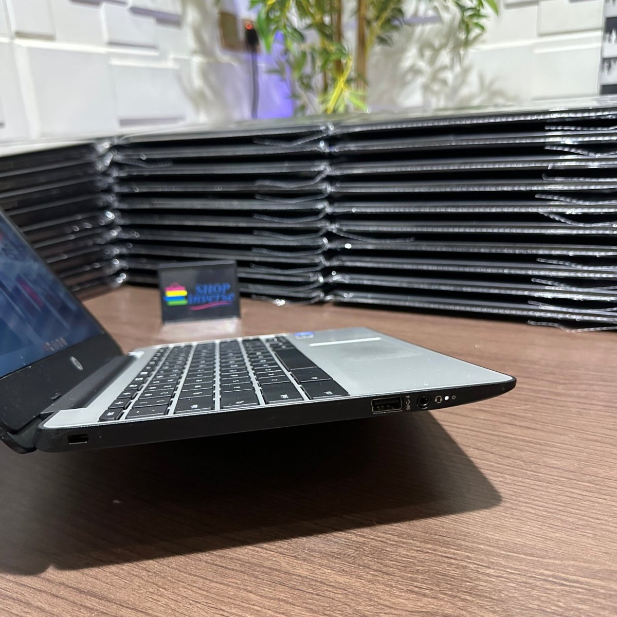 HP Chromebook 11 G5 - Intel Celeron N3060 - 16GB eMMC - 4GB RAM