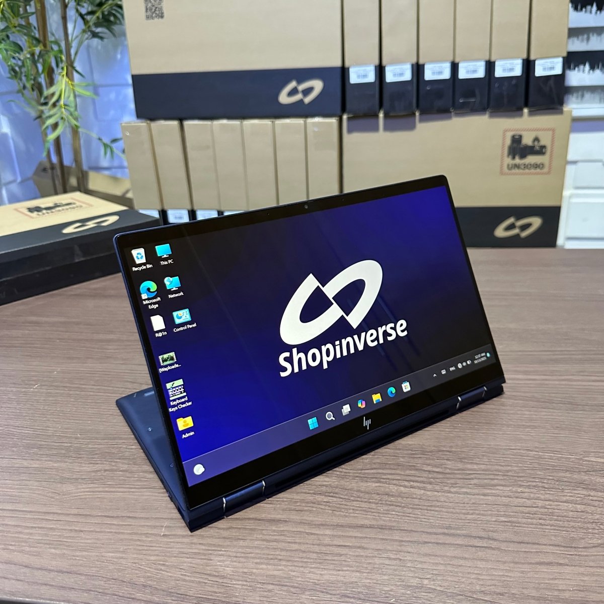 HP Dragonfly 8世代 i5 8265U 256G SSD 8G タッチ液晶 LTE 1920x1080