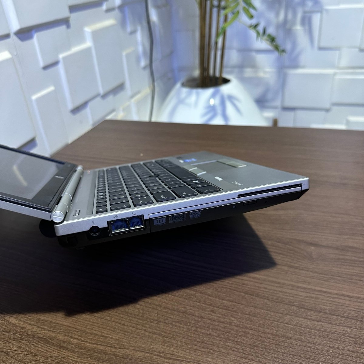 HP EliteBook 2570p - Intel Core i7 - 128GB SSD - 8GB RAM