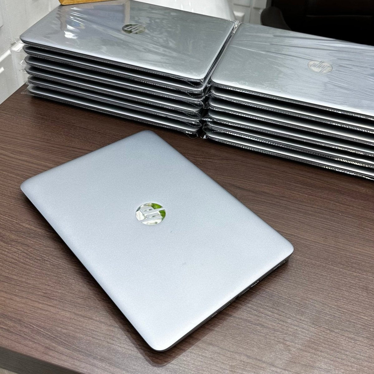 HP EliteBook 745 G4 - AMD Pro A10 - 256GB SSD - 8GB RAM - Keyboard Light