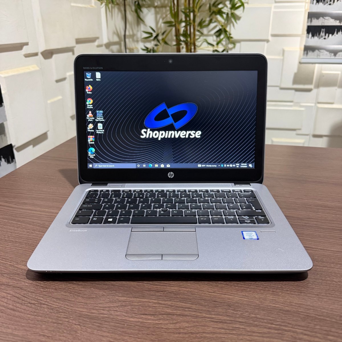 HP EliteBook 820 G3 | Core i7 | 8GB RAM | 256GB SSD | Backlit Keyboard