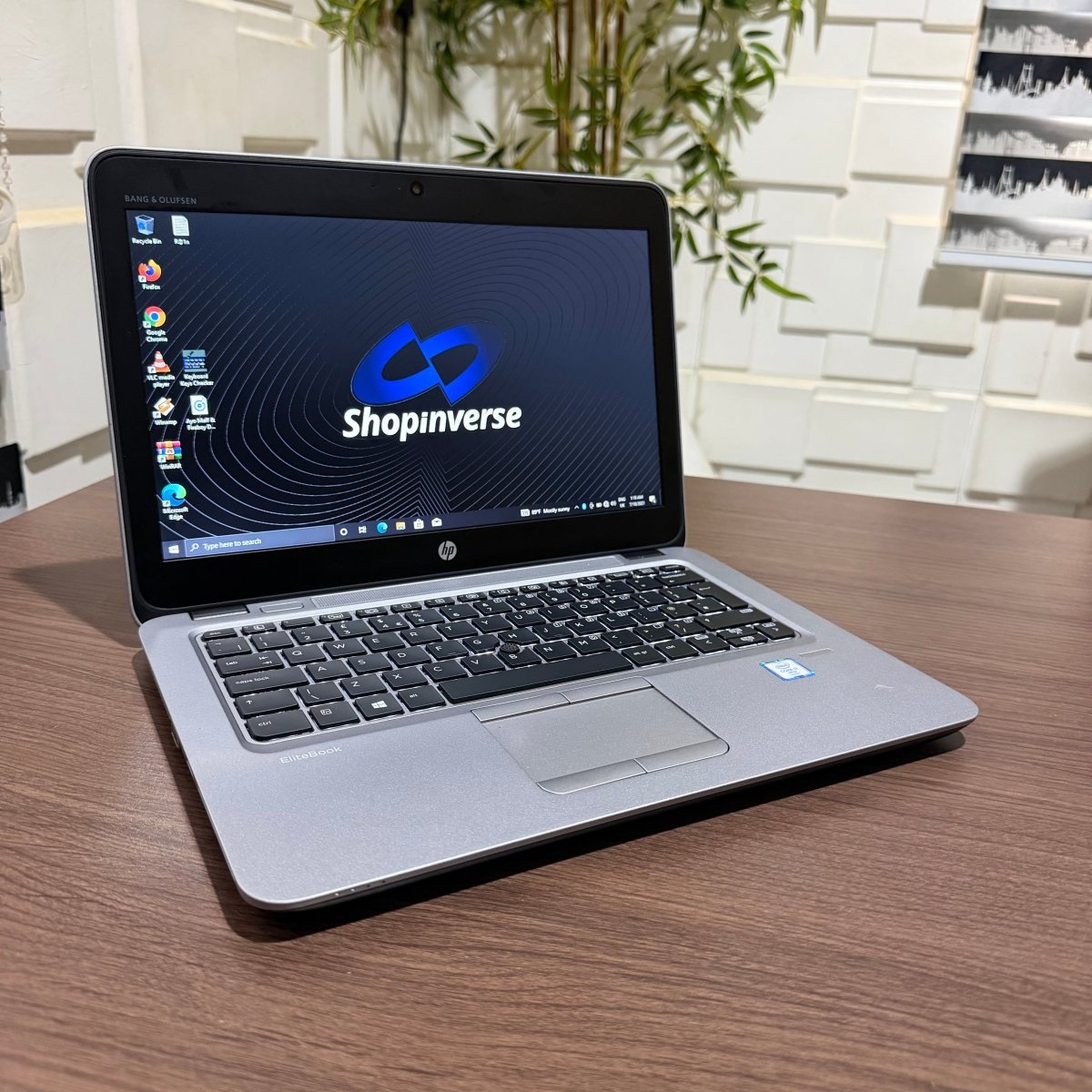 HP EliteBook 820 G3 | Core i7 | 8GB RAM | 256GB SSD | Backlit Keyboard