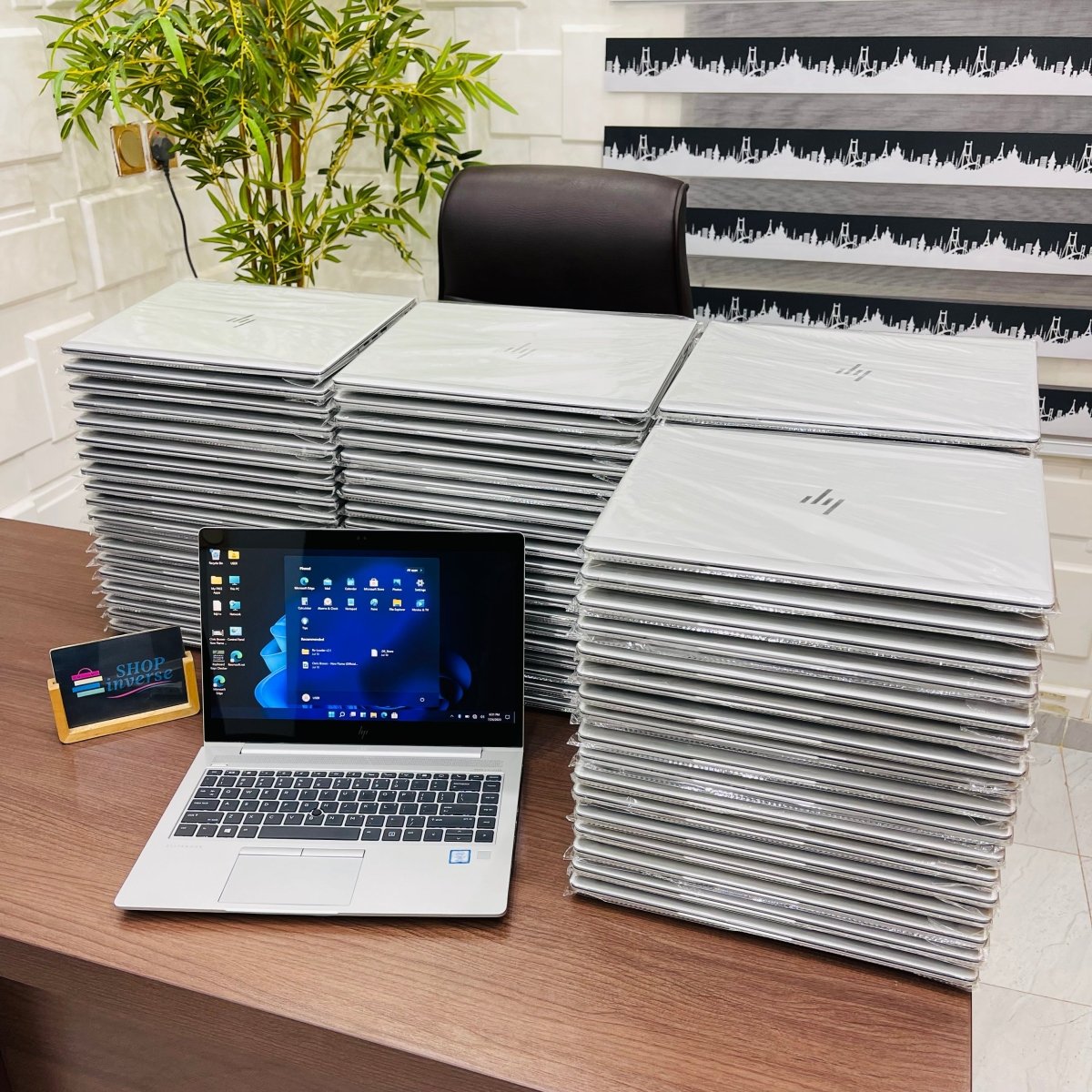 HP EliteBook 840 G5 | 8th Gen Core i5 | 8GB RAM | 256GB SSD | Backlit Keyboard