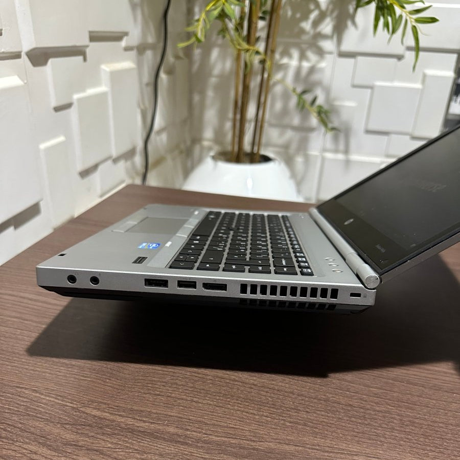 HP EliteBook 8460p - Intel Core i5 - 250GB HDD - 8GB RAM