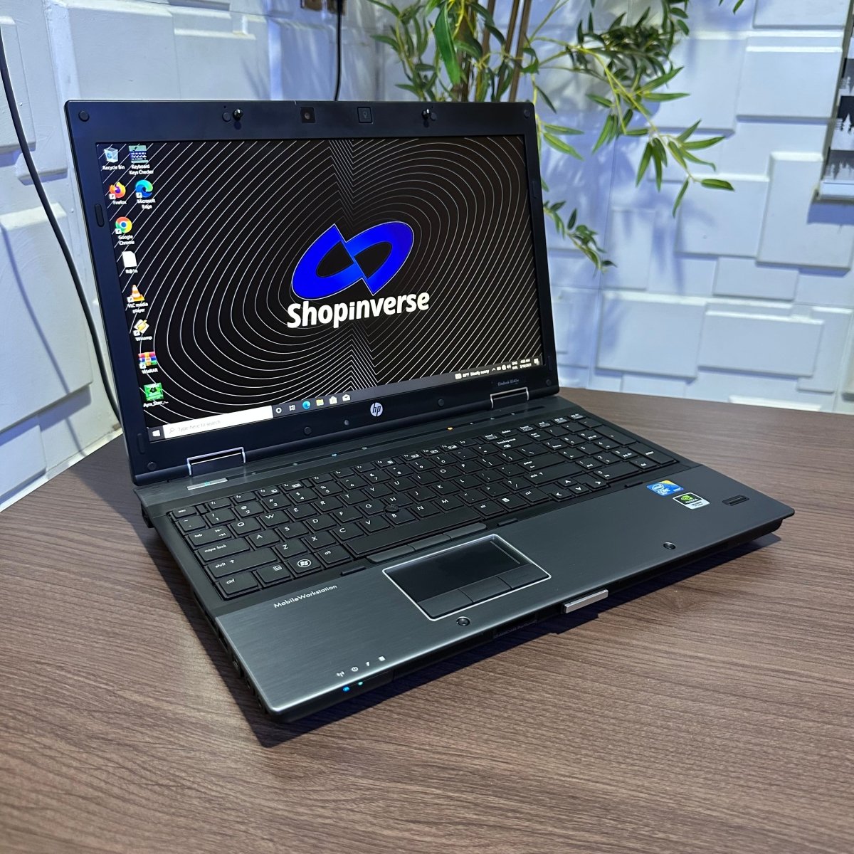 HP EliteBook 8540w - Intel Core i7 - 500GB HDD - 4GB RAM - 1GB Nvidia Quadro