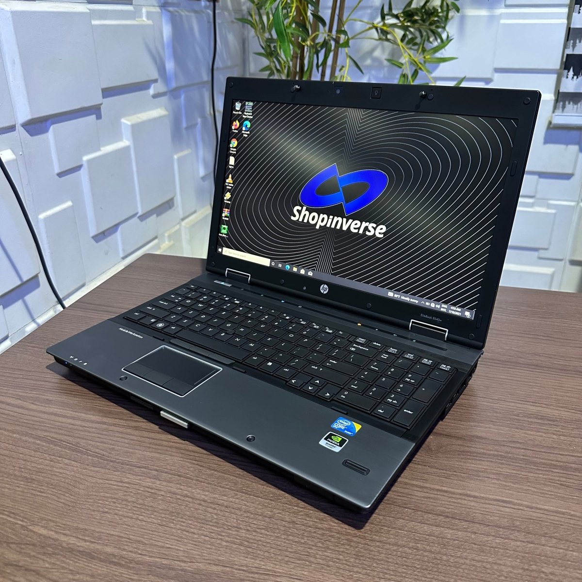 HP EliteBook 8540w - Intel Core i7 - 500GB HDD - 4GB RAM - 1GB Nvidia Quadro