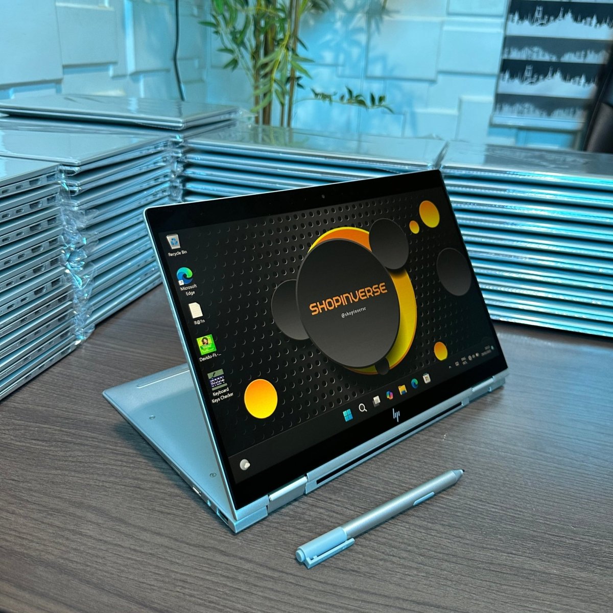 HP EliteBook x360 1030 G4 - 8th Gen. Intel Core i7 - 256GB SSD - 16GB RAM - Keyboard Light - Touchscreen