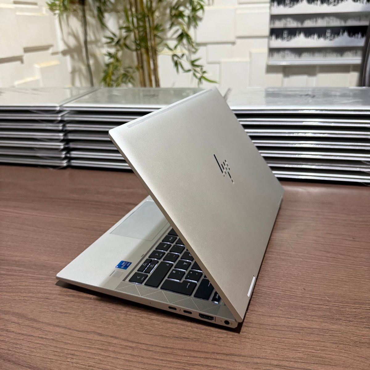 HP EliteBook x360 830 G8 | 11th Gen Core i5 | 16GB RAM | 512GB SSD | Touchscreen | Backlit Keyboard