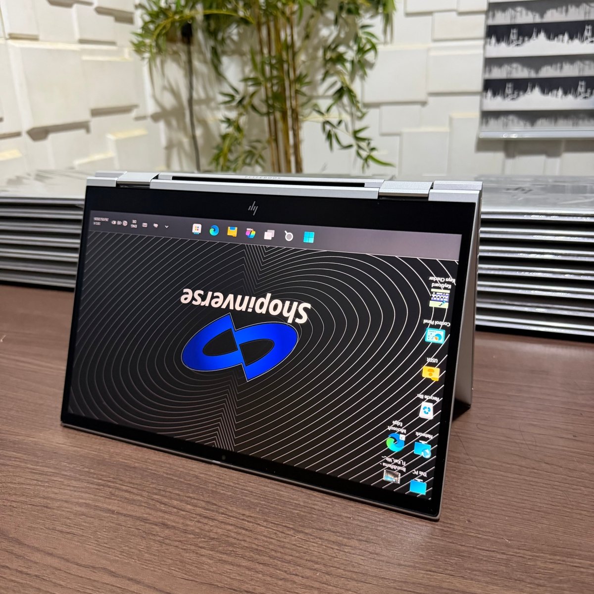 HP EliteBook x360 830 G8 | 11th Gen Core i5 | 16GB RAM | 512GB SSD | Touchscreen | Backlit Keyboard