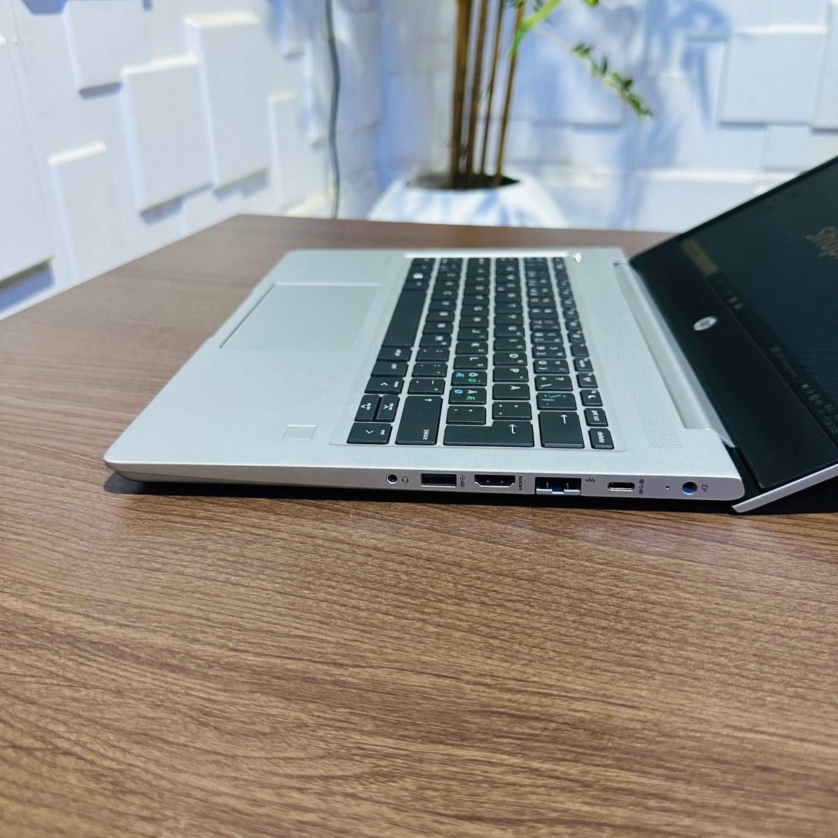 HP ProBook 430 G6 - 8th Gen. Intel Core i3 - 128GB SSD - 8GB RAM