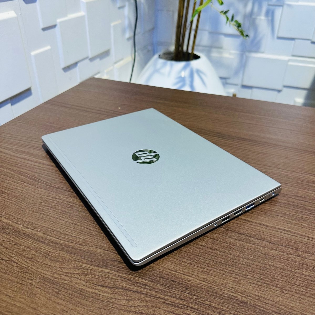 HP ProBook 430 G6 - 8th Gen. Intel Core i5 - 25GB SSD - 8GB RAM