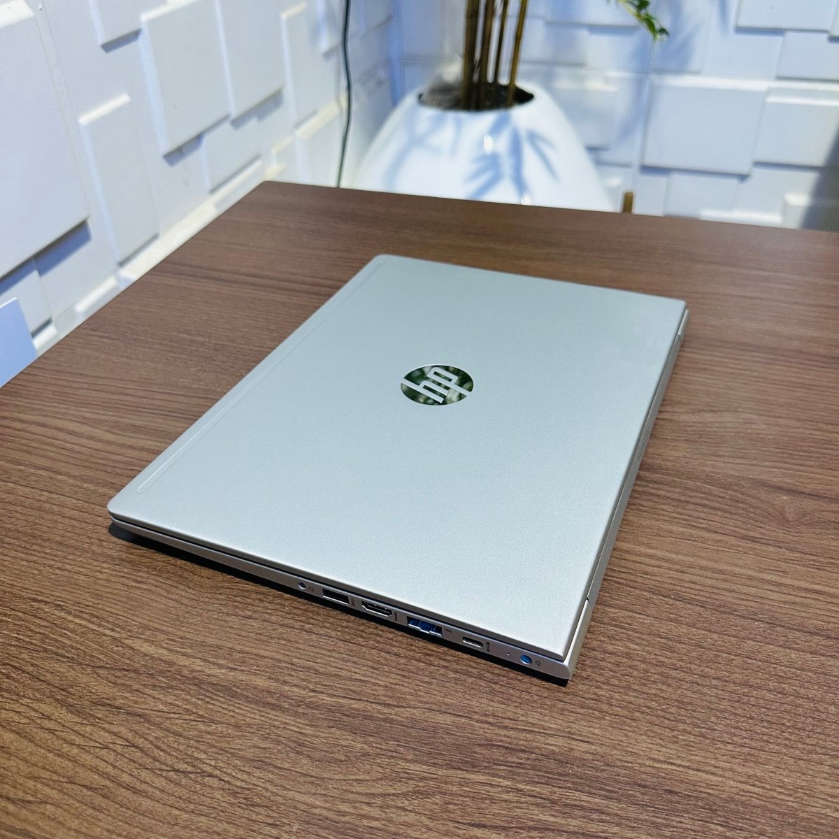 HP ProBook 430 G6 - 8th Gen. Intel Core i5 - 25GB SSD - 8GB RAM
