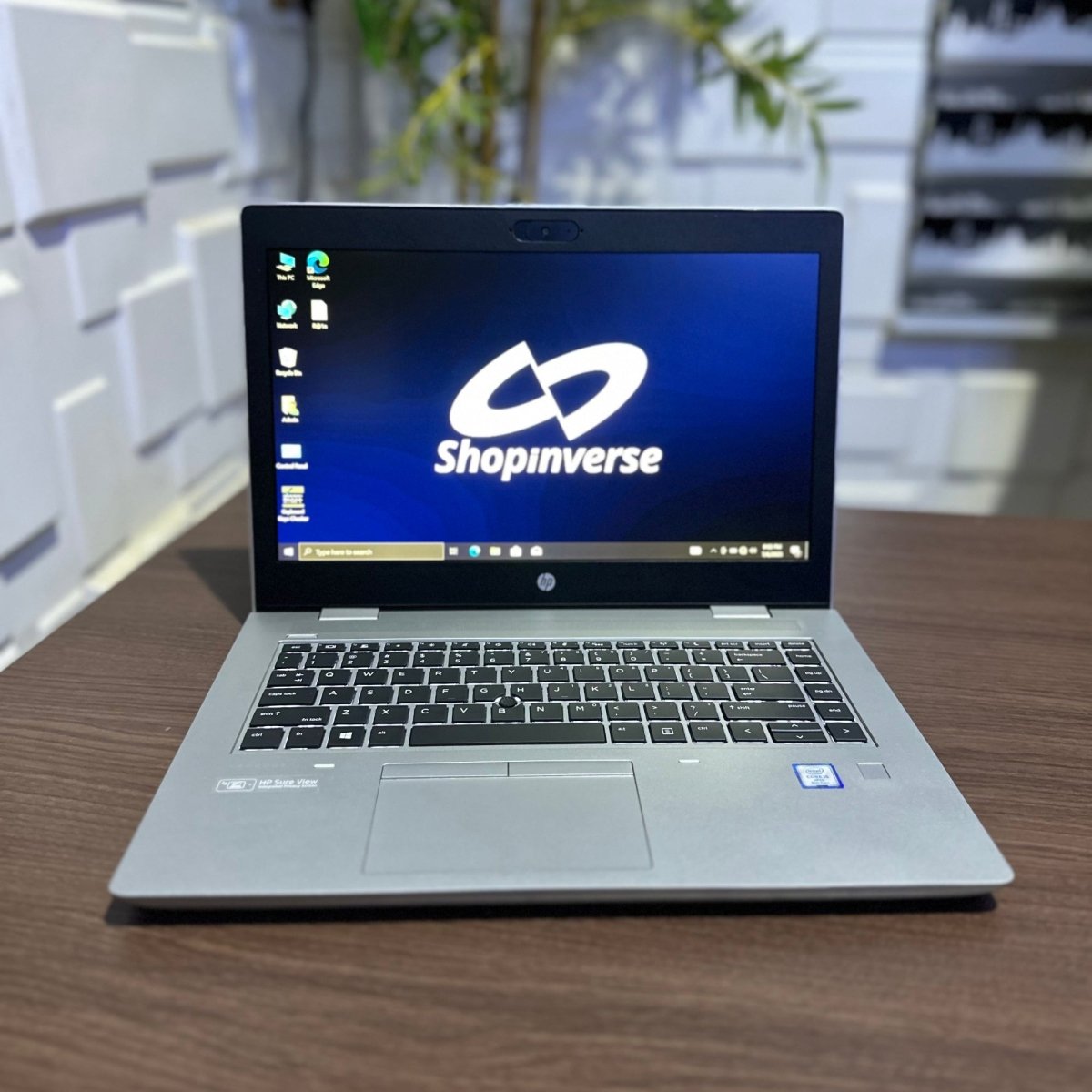 HP ProBook 640 G5 - 8th Gen. Intel Core i5 - 256GB SSD - 8GB RAM - Keyboard Light