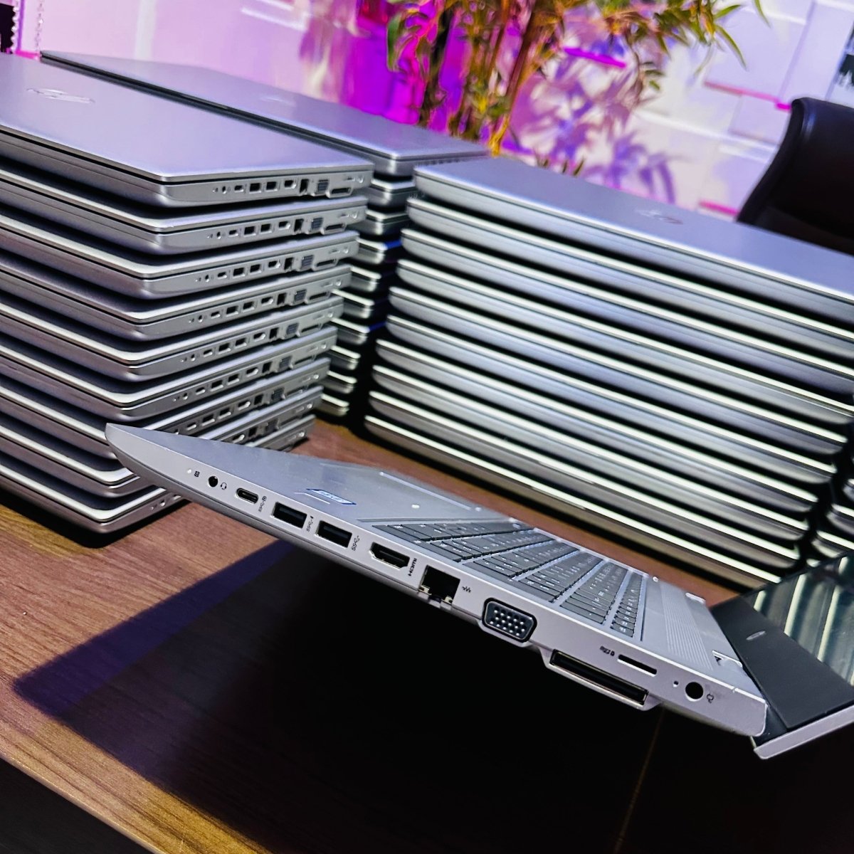 HP ProBook 650 G4 - 7th Gen. Intel Core i5 - 500GB HDD - 16GB RAM