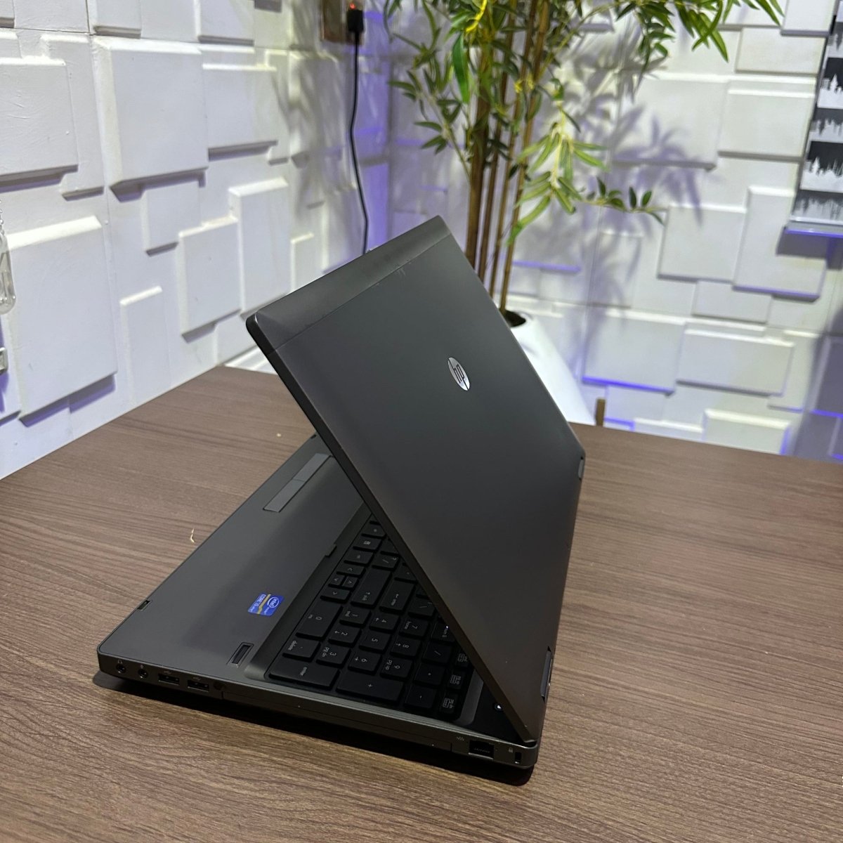 HP ProBook 6570b - Intel Core i5 - 250GB HDD - 8GB RAM