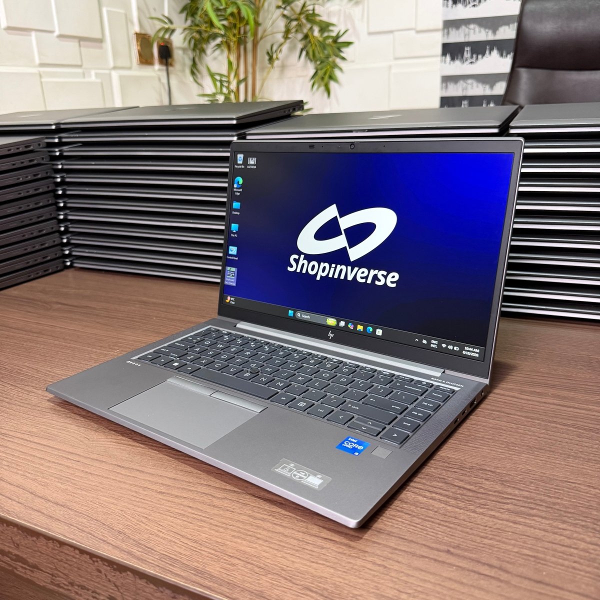 HP ZBook Firefly 14 G8 | 11th Gen Intel Core i7 | 16GB RAM | 512GB SSD | 4GB Nvidia T500 | Backlit Keyboard