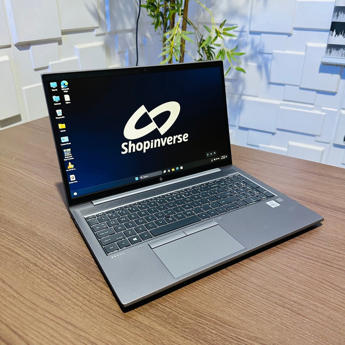 HP zBook Firefly 15 G7 - 10th Gen. Core i7 - 512GB SSD - 16GB RAM - 4GB Dedicated Nvidia Graphics - Keyboard Light