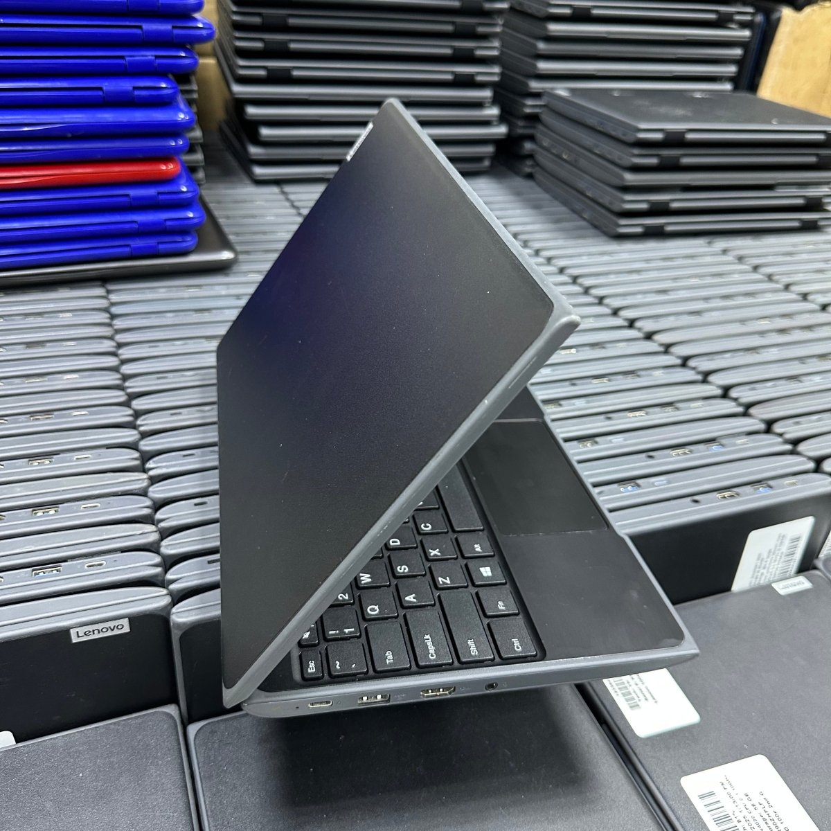 Lenovo 100e 2nd Gen - Intel Celeron N4020 - 64GB eMMC - 4GB RAM