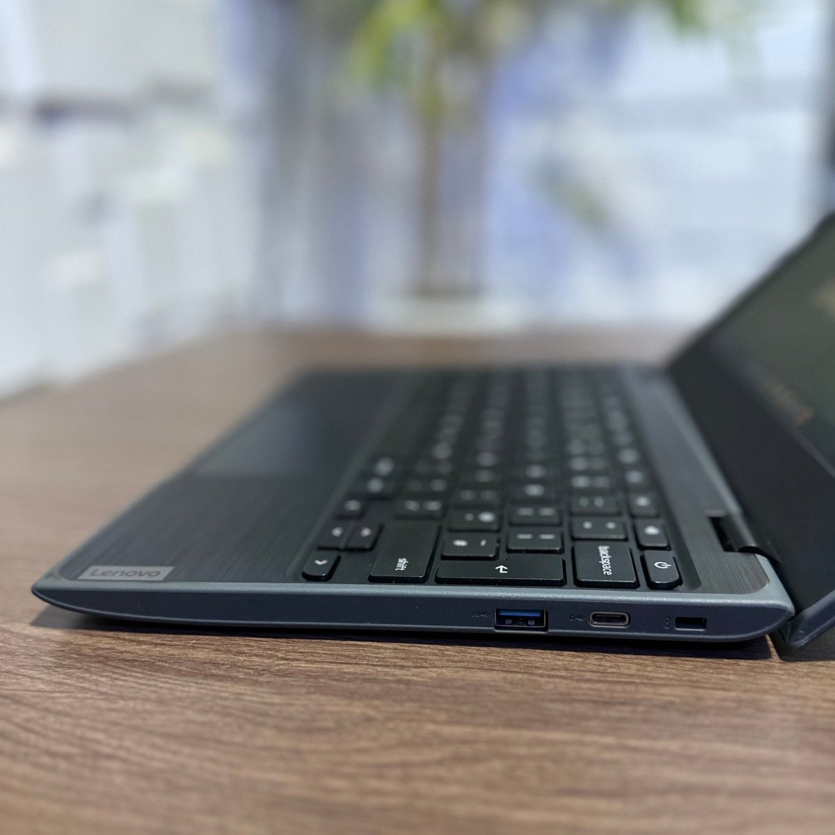 Lenovo 100e Chromebook 2nd Gen - Intel Celeron N4020 - 32GB eMMC - 4GB RAM - (Bad keyboard)