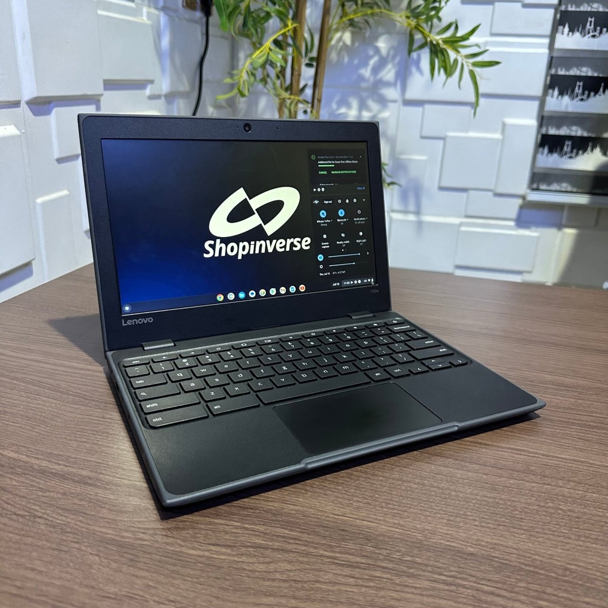 Lenovo 100e Chromebook - Intel Celeron N3350 - 32GB eMMC - 4GB RAM