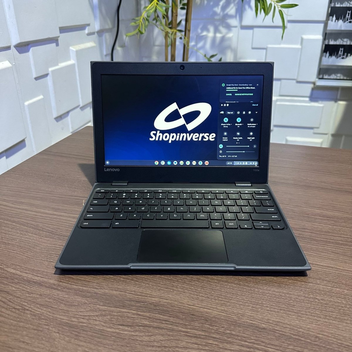 Lenovo 100e Chromebook - Intel Celeron N3350 - 32GB eMMC - 4GB RAM