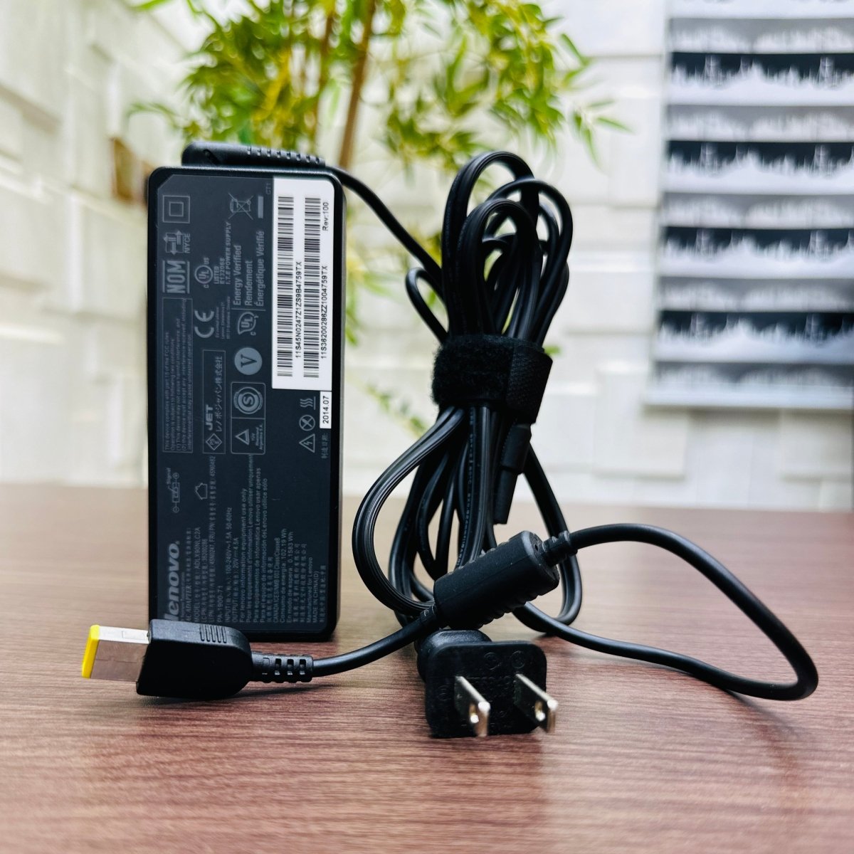 Lenovo 90W 20V 4.5A USB Mouth Laptop Charger - USA Plug