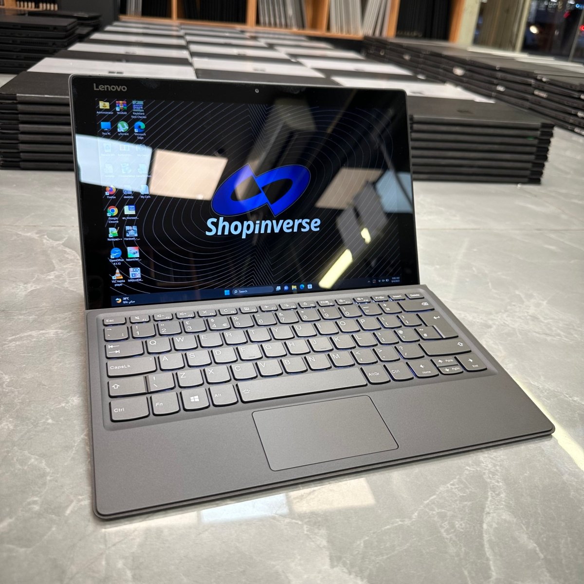 Lenovo MIIX 520 - 8th Gen. Intel Core i5 - 256GB SSD - 8GB RAM - Keyboard Light - Touchscreen