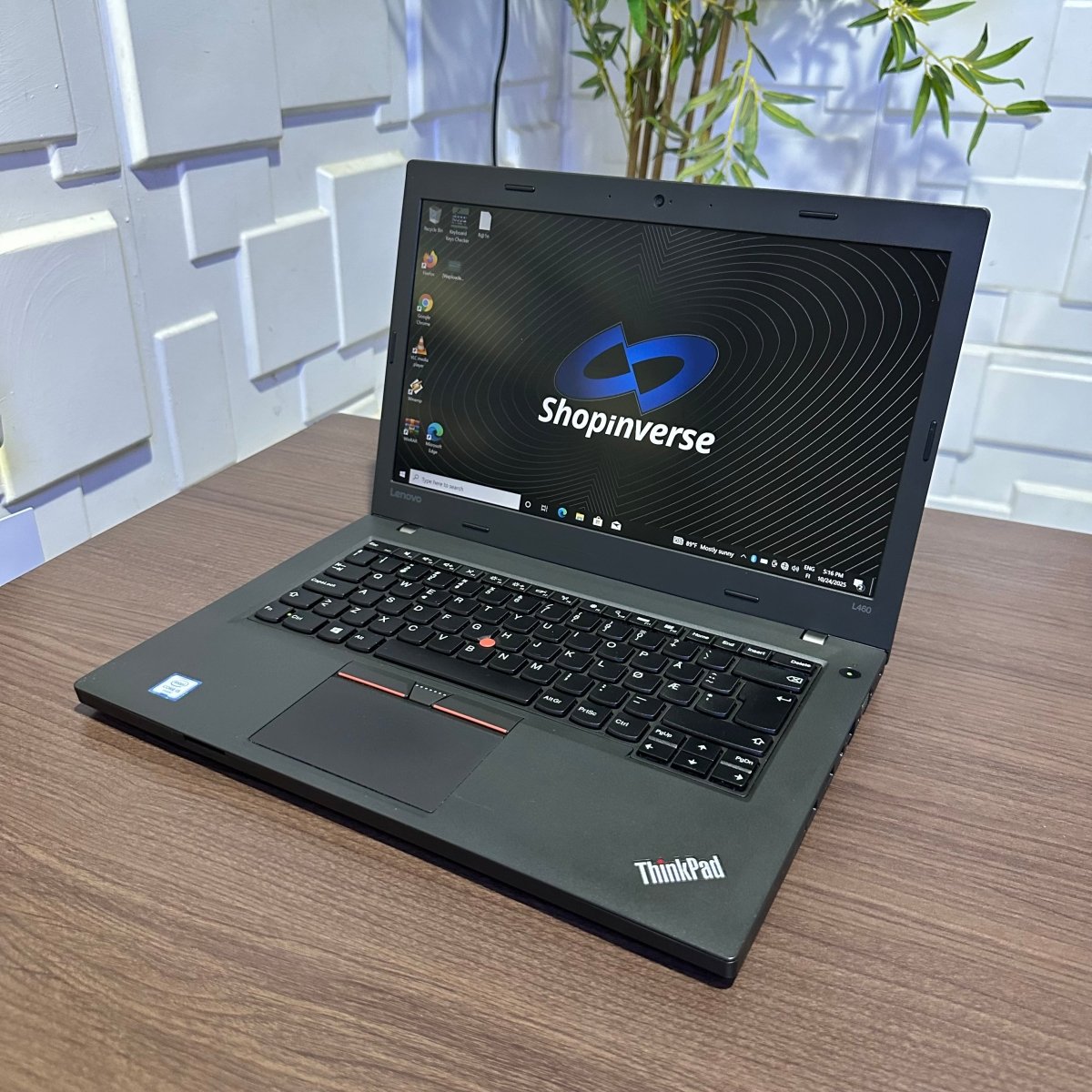 Lenovo ThinkPad L460 - 6th Gen. Intel Core i5 - 256GB SSD - 8GB RAM