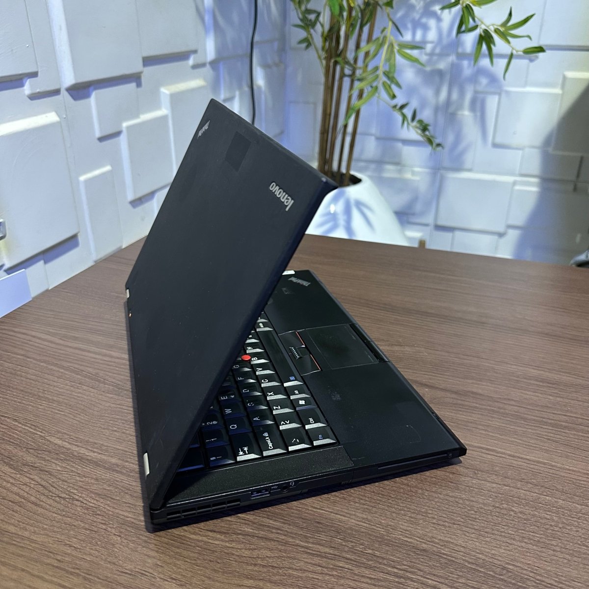 Lenovo ThinkPad T420s - Intel Core i5 - 160GB HDD - 8GB RAM