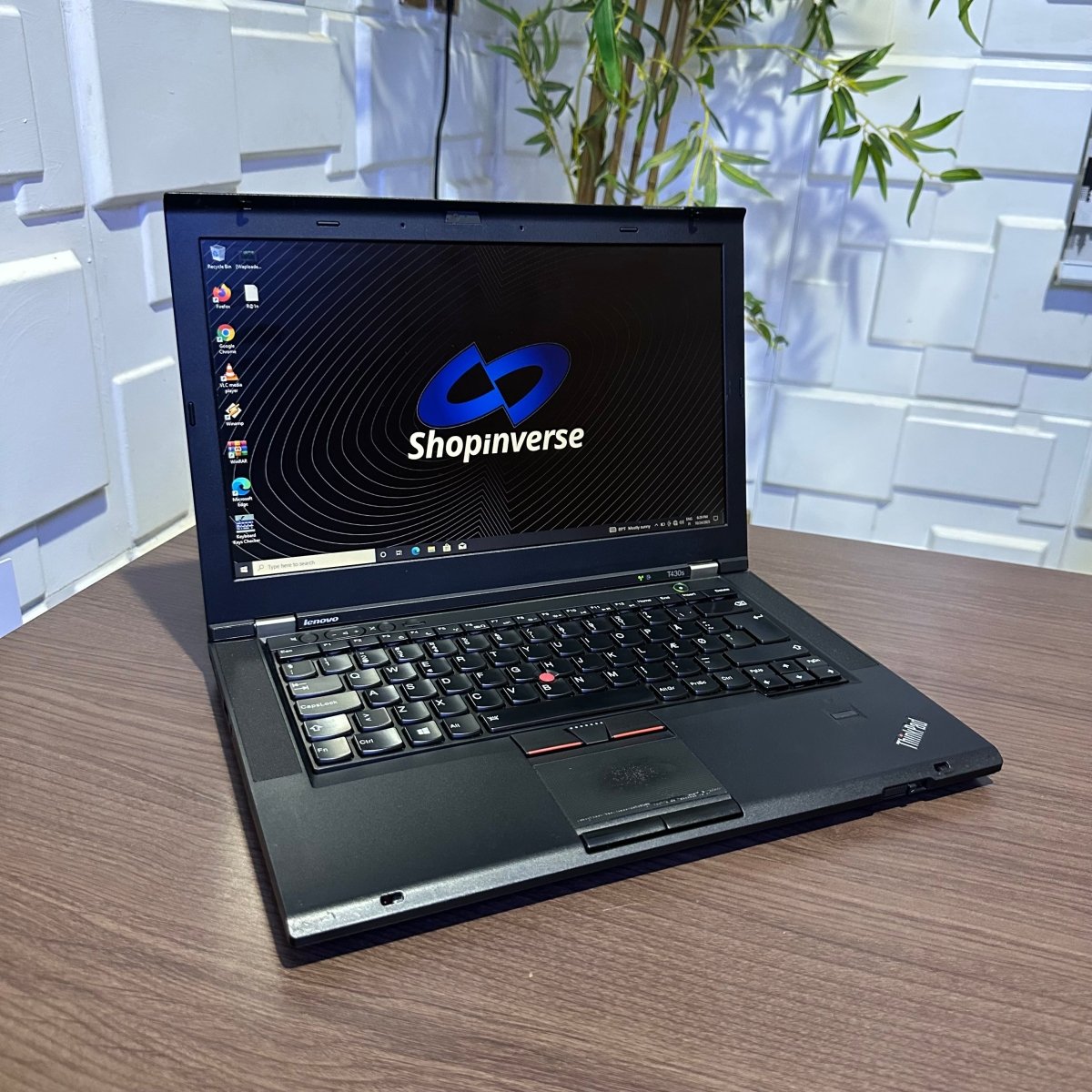 Lenovo ThinkPad T430s - Intel Core i5 - 160GB HDD - 8GB RAM