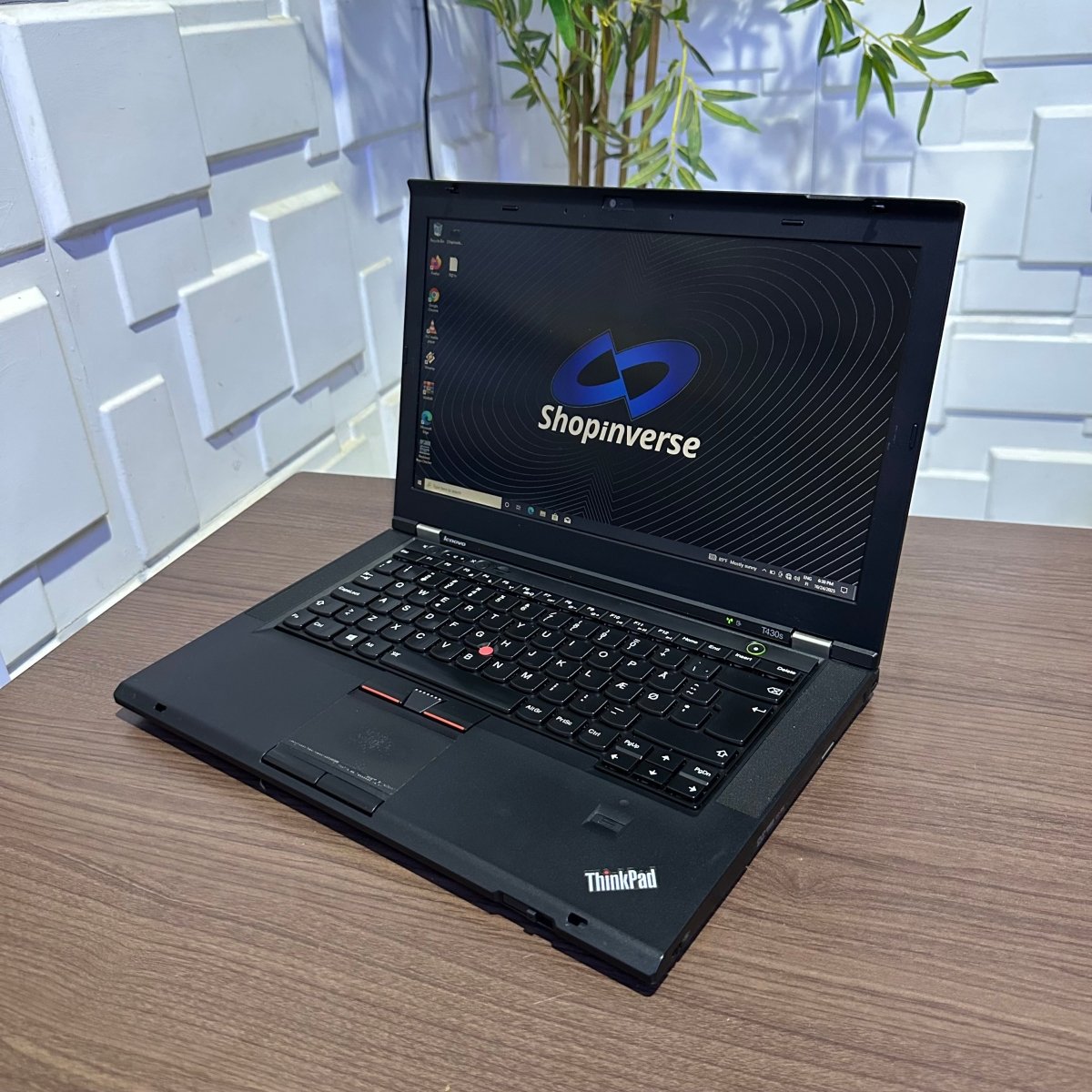 Lenovo ThinkPad T430s - Intel Core i5 - 160GB HDD - 8GB RAM
