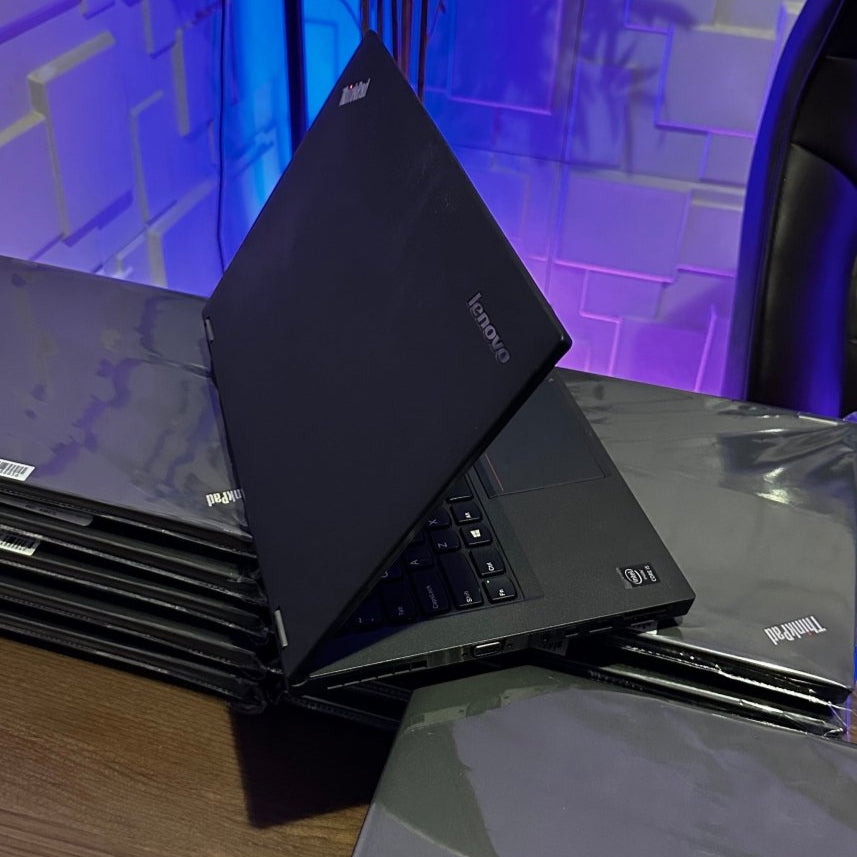 Lenovo ThinkPad T440p - Intel Core i5 - 500GB HDD - 8GB RAM