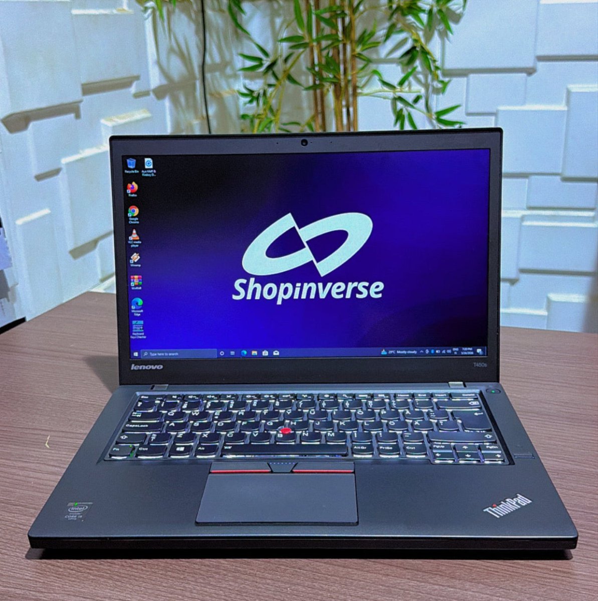 Lenovo ThinkPad T450 | Core i5 | 8GB RAM | 500GB HDD | Backlit Keyboard | Dual Battery System