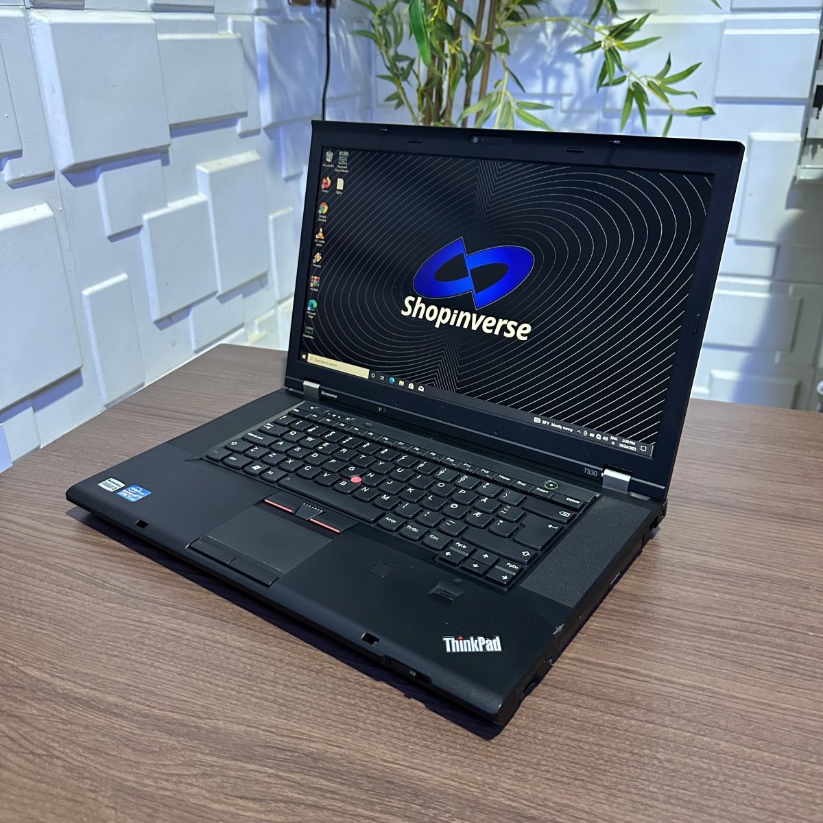 Lenovo ThinkPad T530 - Intel Core i5 - 320GB HDD - 8GB RAM