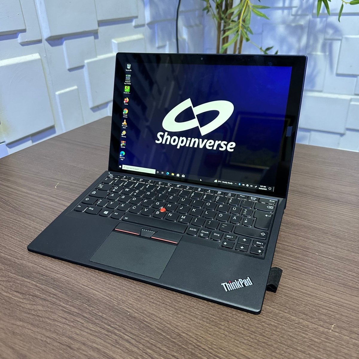 Lenovo ThinkPad X1 Tablet - 7th Gen. Intel Core i5 - 256GB SSD - 8GB RAM - Keyboard Light - Touchscreen