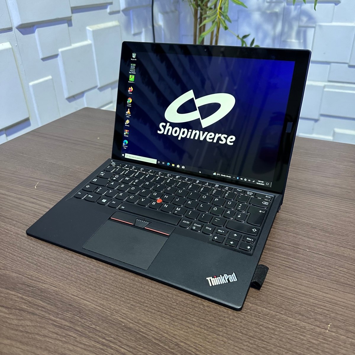 Lenovo ThinkPad X1 Tablet - 7th Gen. Intel Core i5 - 256GB SSD - 8GB RAM - Keyboard Light - Touchscreen