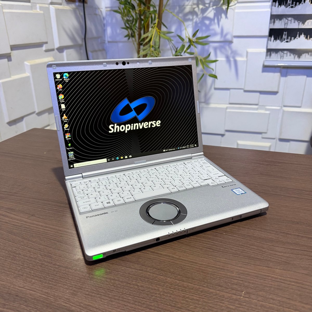 Panasonic CF - SV - 8th Gen Intel Core i5 - 256GB SSD - 8GB RAM