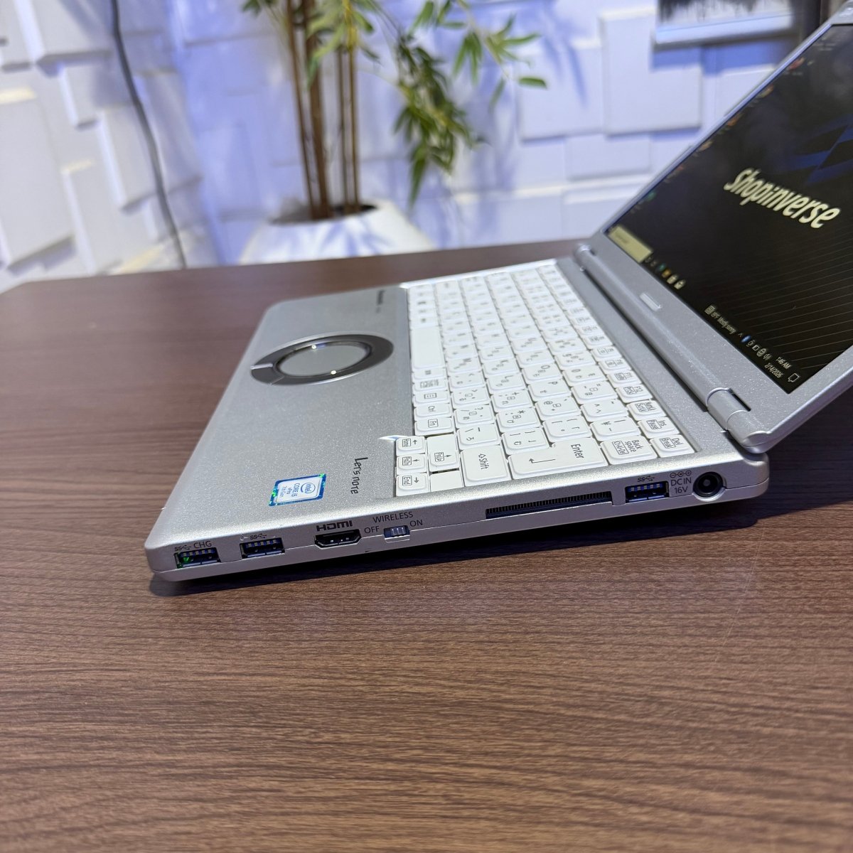 Panasonic CF - SZ6 - 7th Gen Intel Core i7 - 256GB SSD - 16GB RAM - (Minor body dent)