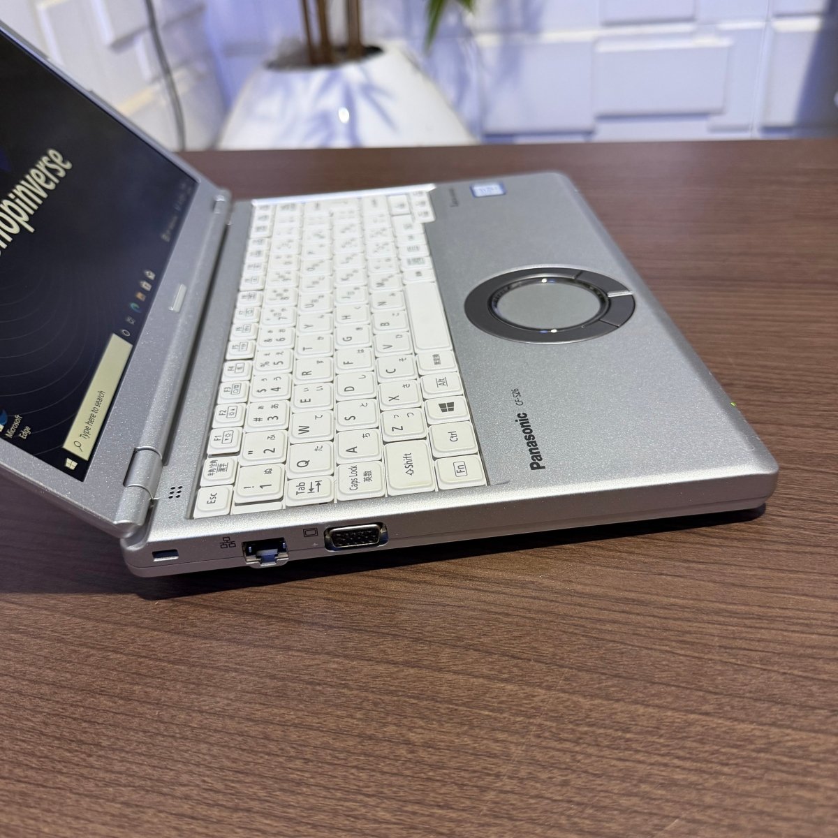 Panasonic CF - SZ6 - 7th Gen Intel Core i7 - 256GB SSD - 16GB RAM - (Minor body dent)