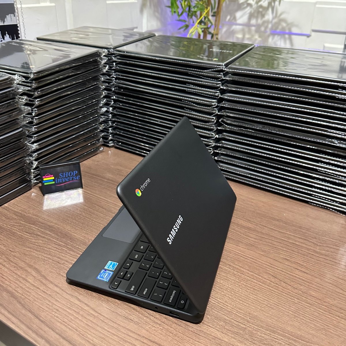 Samsung Chromebook 500C - Intel Celeron N3060 - 16GB eMMC - 4GB RAM